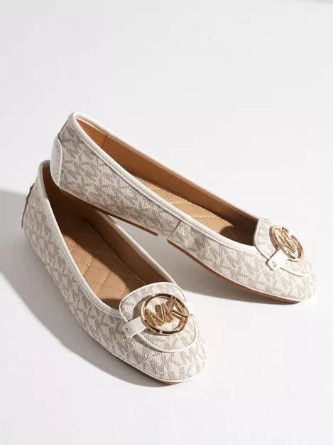 michael kors lillie moc